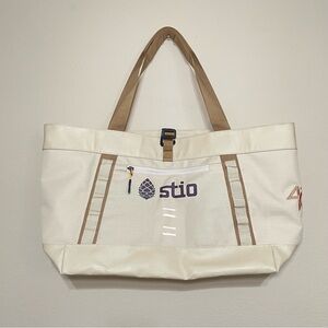 Stio Basin XT Carryall 35L Tote Bag